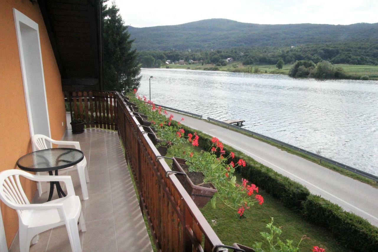 Mihalic Apartment